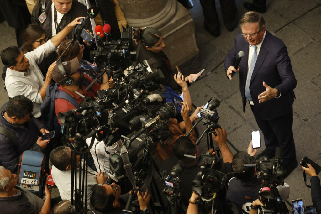 095740998c5cd273d02e2f4da3b00d5609b0e255w-1024x683-1 México espera que el T-MEC siga en 2026 pese a "difícil" revisión - 095740998c5cd273d02e2f4da3b00d5609b0e255w-1024x683