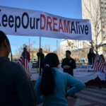 Liberan a un ‘soñador’ que fue detenido ilegalmente por el ICE en EE.UU. Liberan a un ‘soñador’ que fue detenido ilegalmente por el ICE en EE.UU.