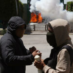 Activistas vuelven a protestar por caso Ayotzinapa en Guerrero