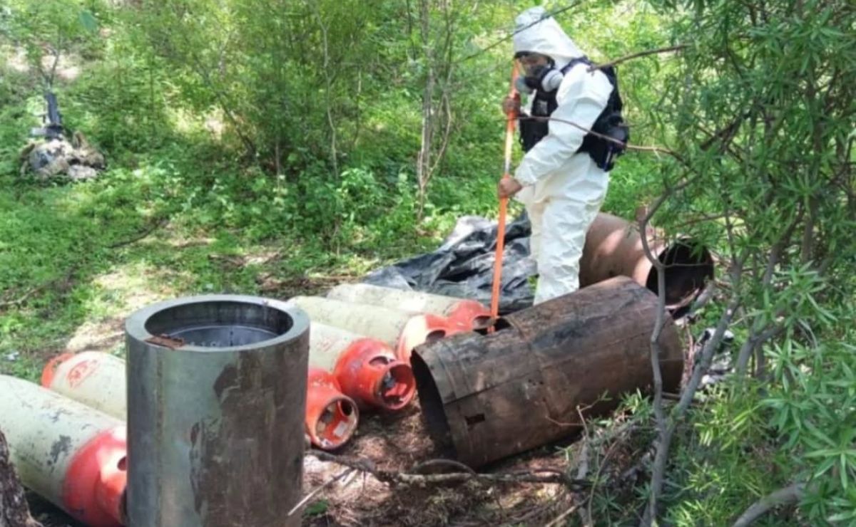 aseguramiento-de-narcolaboratorio-y-destruccion-de-drogas-en-sinaloa Aseguran más de 140 mdp en drogas en Sonora y Sinaloa - aseguramiento-de-narcolaboratorio-y-destruccion-de-drogas-en-sinaloa