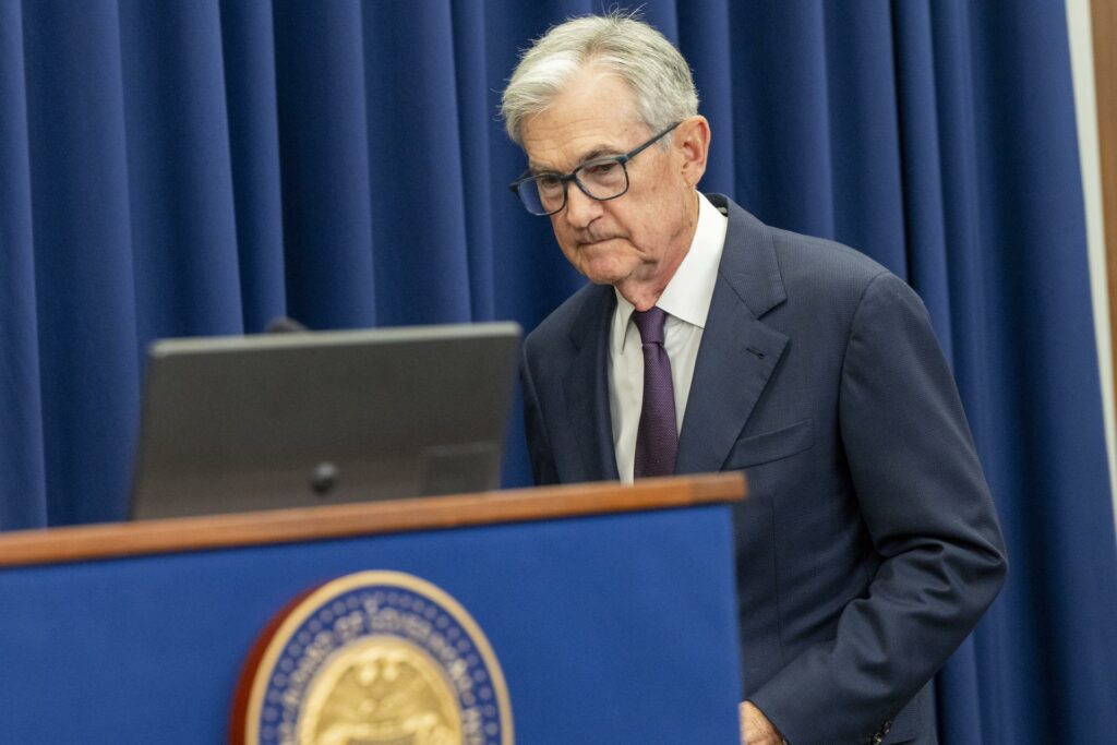 b591f2c5c489ea83dd3cc52fa6cd87030173d297w-1024x683-1 La Fed recorta tipos en un cuarto de punto y apunta a nuevas bajadas de aquí a diciembre - b591f2c5c489ea83dd3cc52fa6cd87030173d297w-1024x683