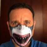 Tiburón ataca al biólogo mexicano Mauricio Hoyos; lo reportan grave Tiburón ataca al biólogo mexicano Mauricio Hoyos; lo reportan grave