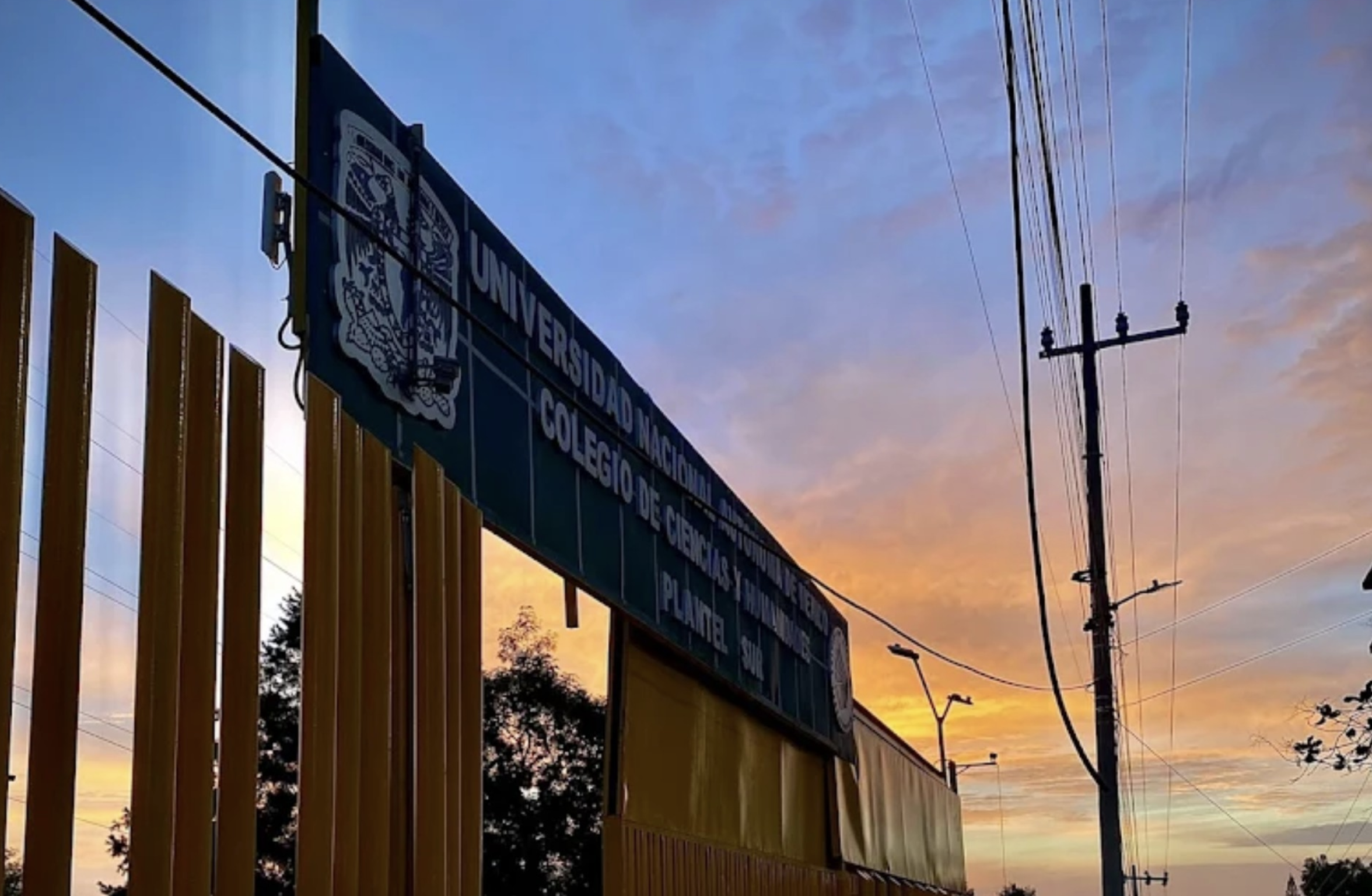 Planteles de la UNAM suspenden clases presenciales.