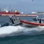 Video: Dos embarcaciones de la Marina chocan en Malecón de Veracruz