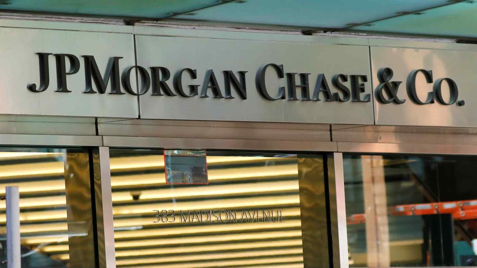 Condenada a 7 años en EE.UU. por defraudar al banco JPMorgan en la venta de su ‘start-up’