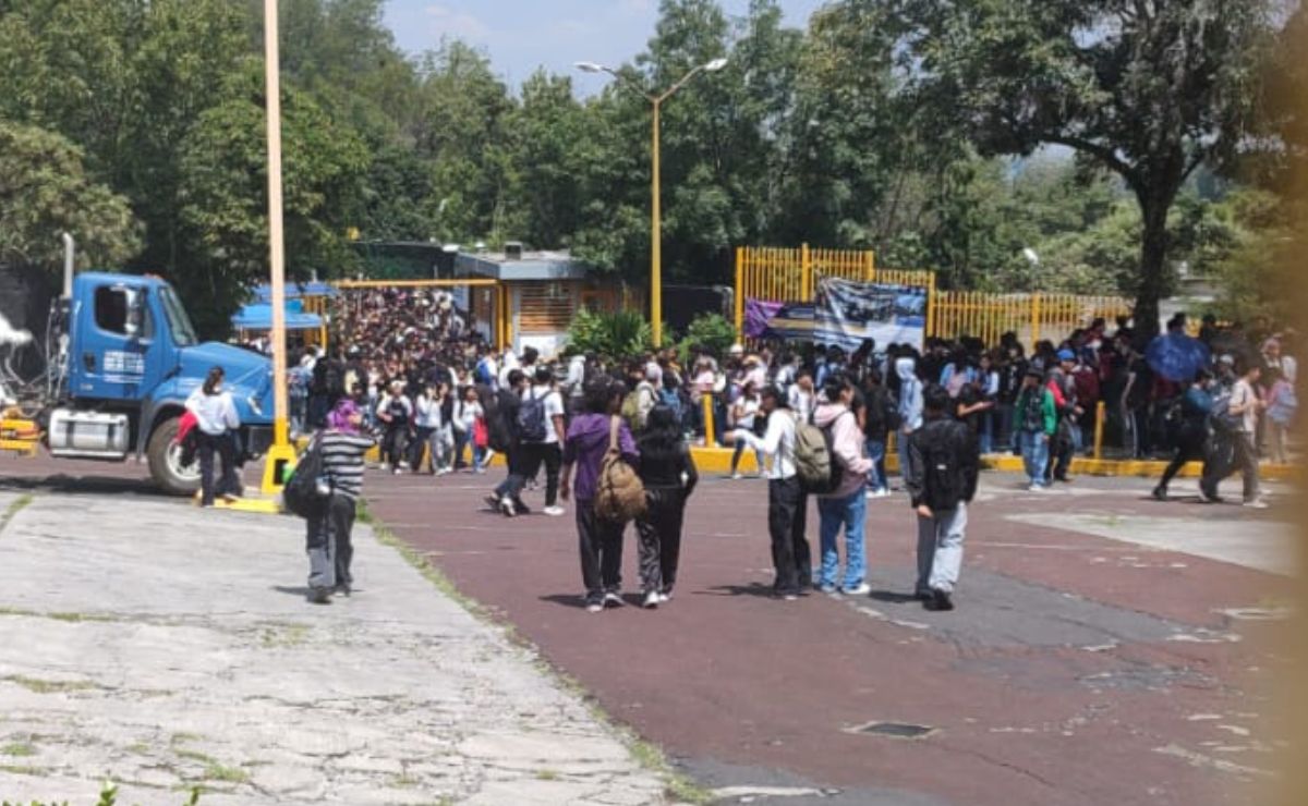Video: Desalojan el CCH Sur por agresión; hay un alumno muerto y dos personas heridas