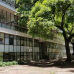 Facultad de Economía de la UNAM suspende clases por amenaza de artefacto explosivo