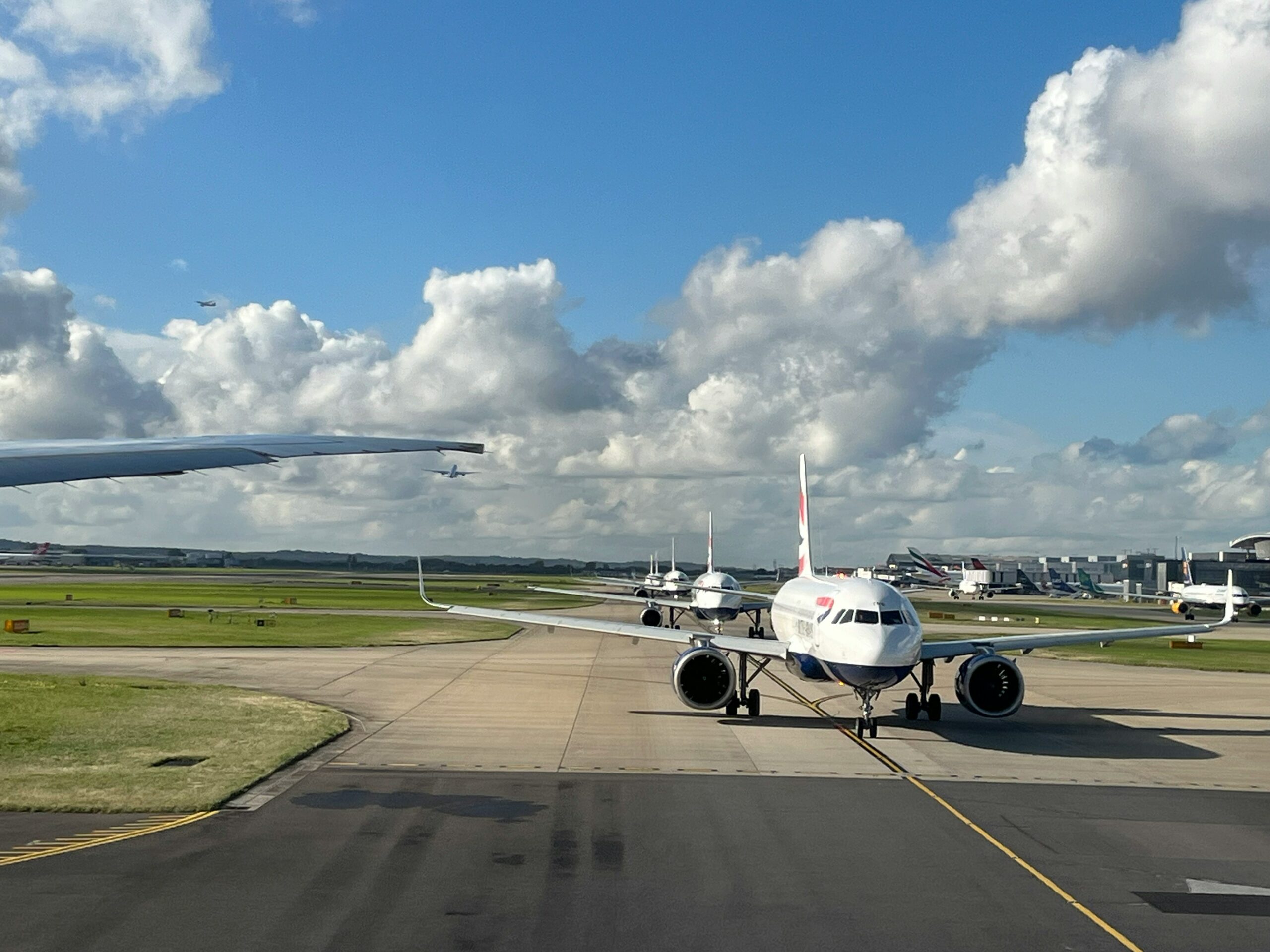Ciberataque provoca afectaciones en principales aeropuertos europeos Ciberataque provoca afectaciones en principales aeropuertos europeos