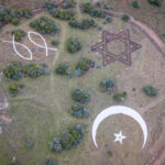 Judíos, musulmanes y cristianos trabajan en Uruguay en un símbolo de paz que aspira al Récord Guinness Judíos, musulmanes y cristianos trabajan en Uruguay en un símbolo de paz que aspira al Récord Guinness