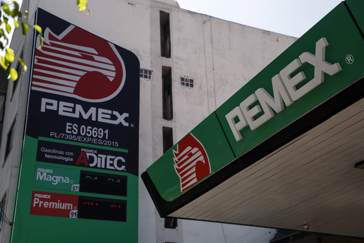 México emite bonos por 5 mil millones de euros para financiar a Pemex