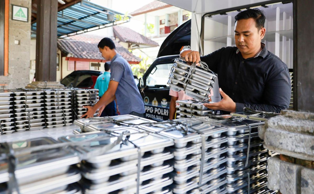 programa-alimentario-para-alumnos-del-gobierno-de-indonesia Cerca de 6 mil niños intoxicados en Indonesia en un programa escolar de comida gratuita - programa-alimentario-para-alumnos-del-gobierno-de-indonesia