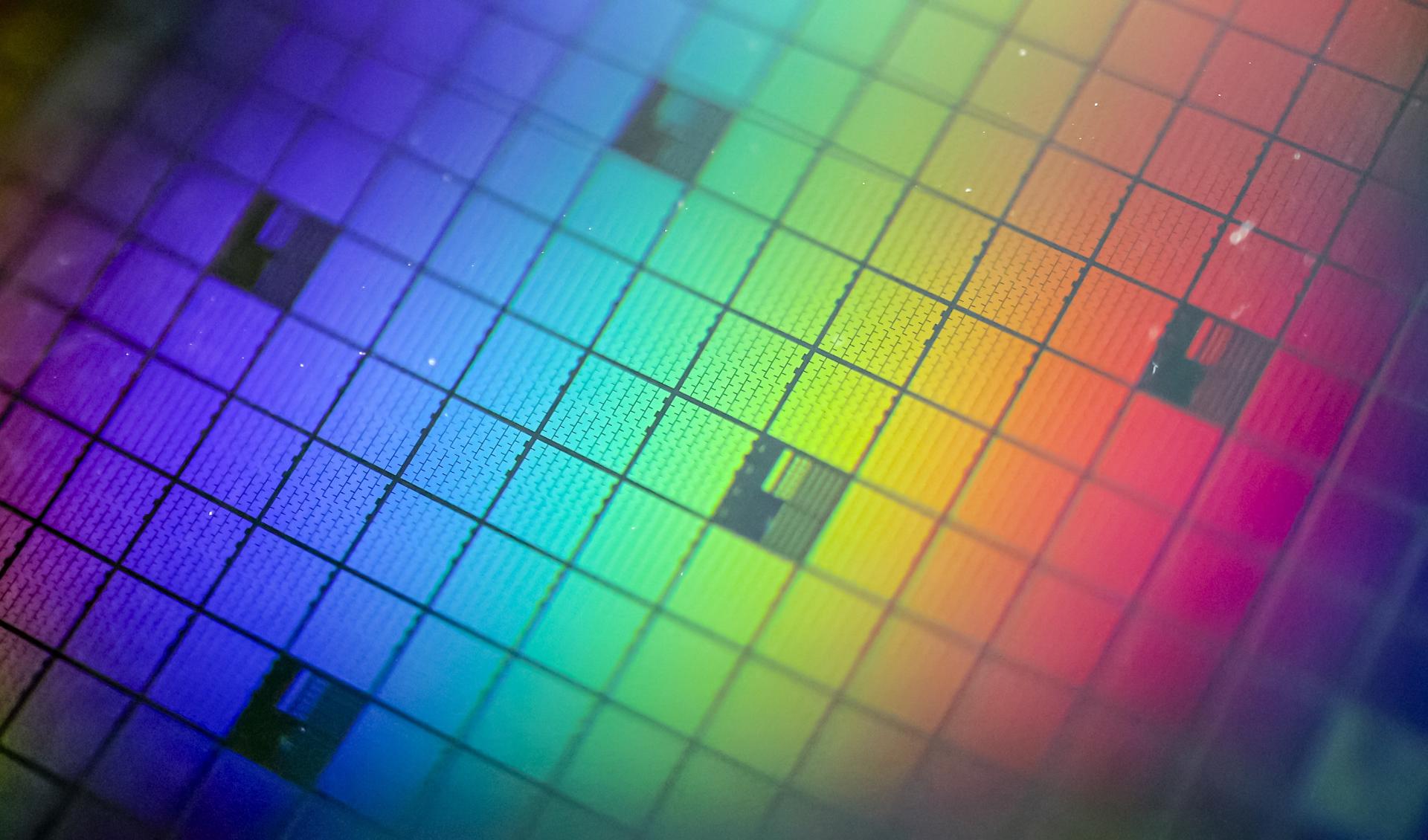 México y EE.UU. van por impulsar la producción regional de semiconductores