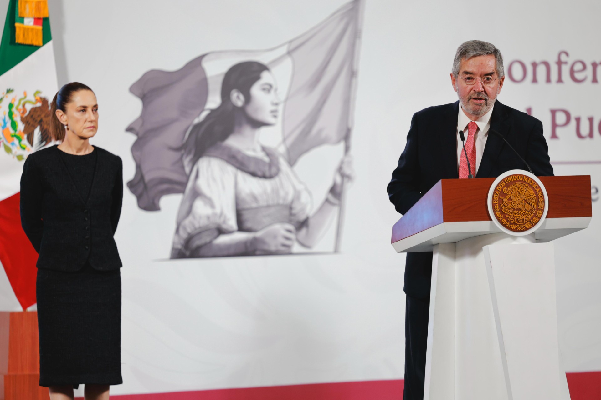 Canciller De la Fuente anuncia seis acciones para fortalecer atención y protección consular a mexicanos en EE.UU.