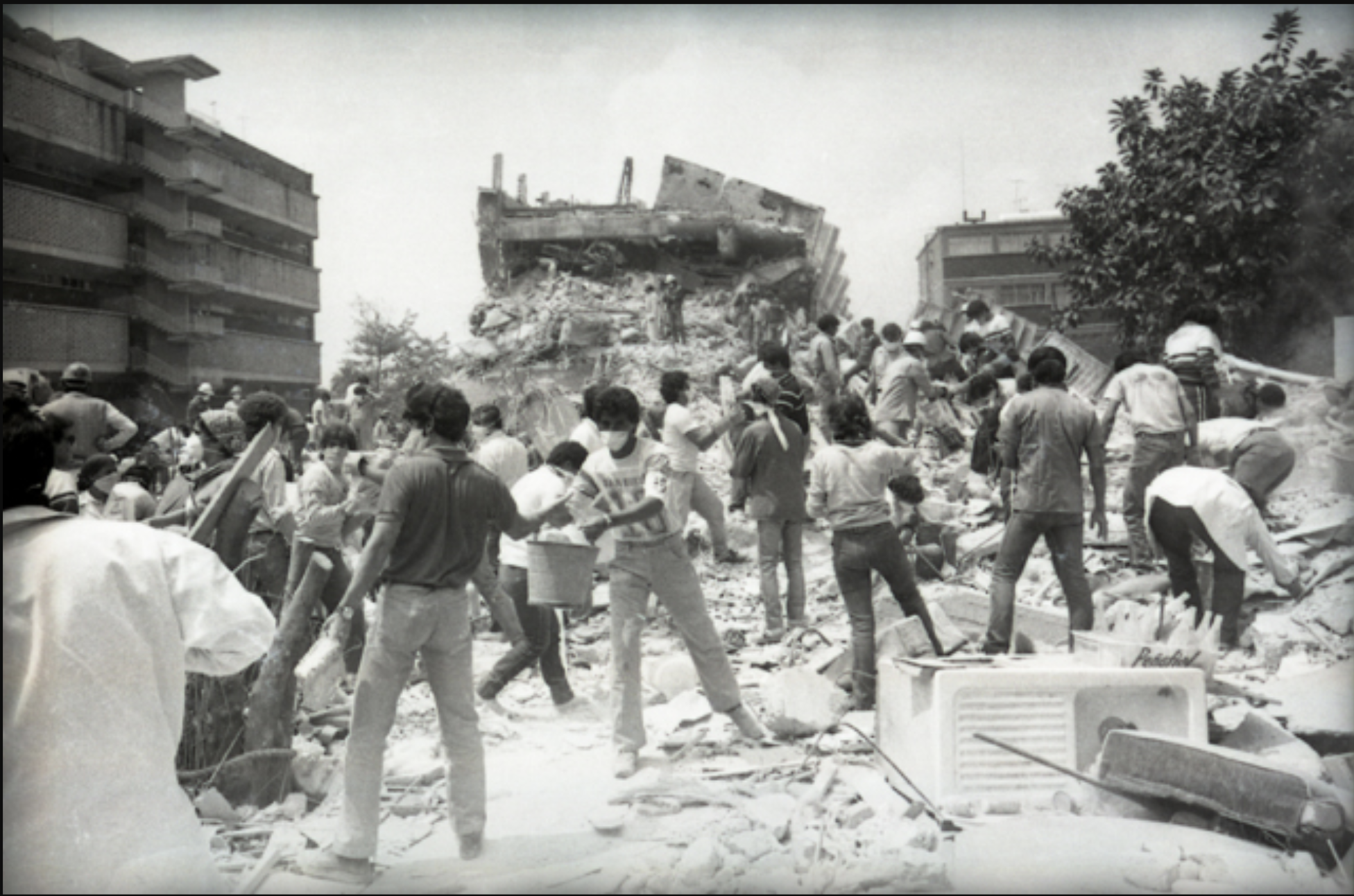 sismo-1985-3 Las historias humanas del dolor del sismo de 1985, por Elena Poniatowska - sismo-1985-3