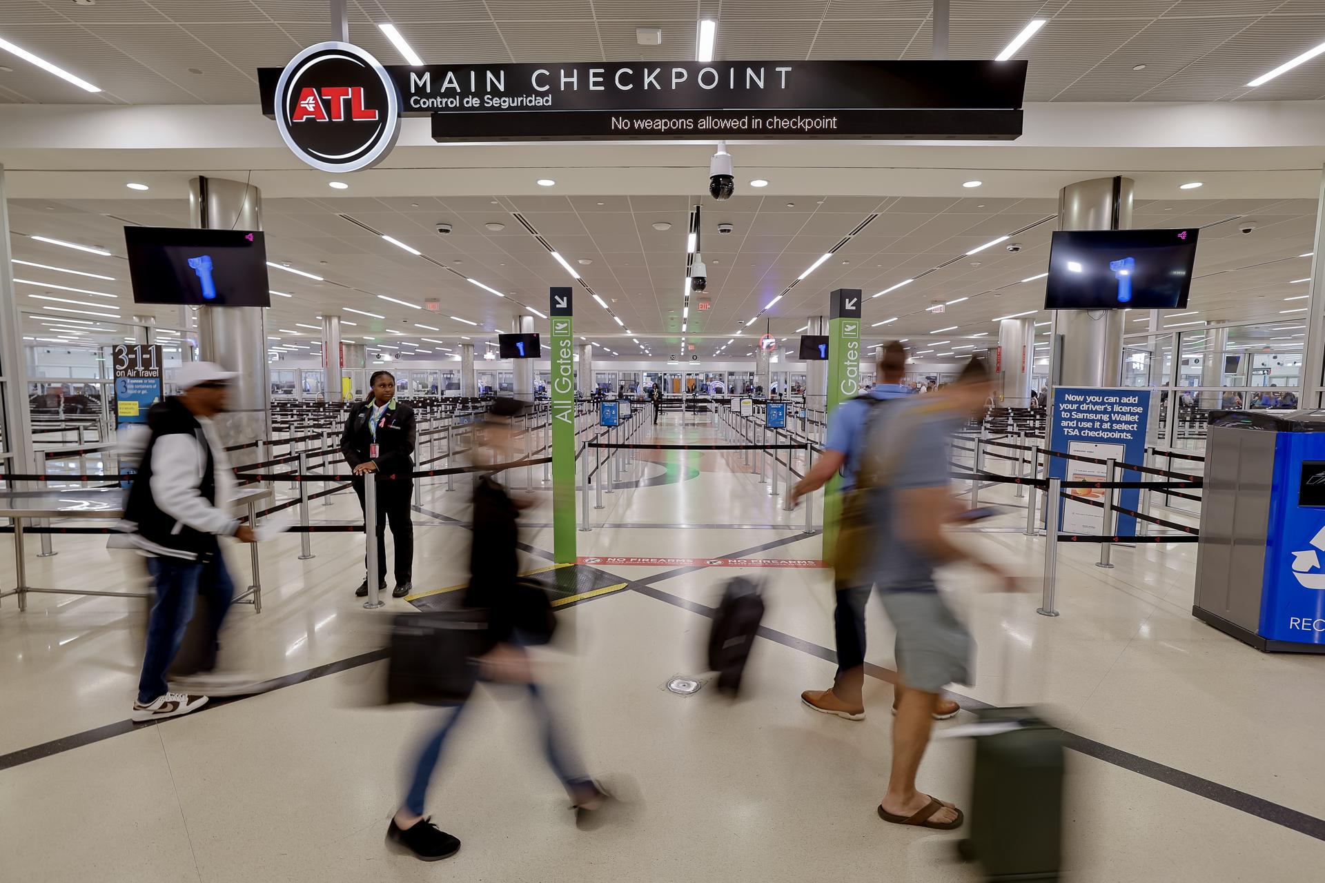 El cierre Federal de EE.UU. entra en su quinta semana con inquietud por el tráfico aéreo El cierre Federal de EE.UU. entra en su quinta semana con inquietud por el tráfico aéreo