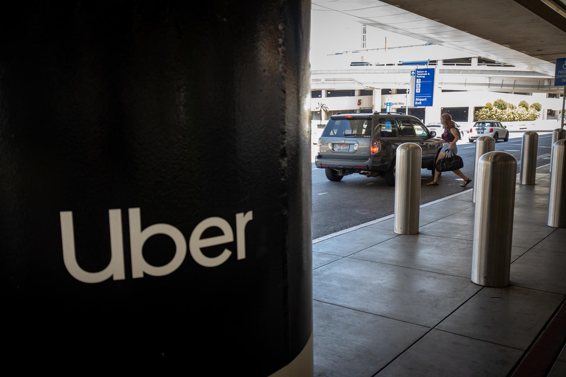Uber afirma que puede operar en los aeropuertos de México tras decisión judicial Uber afirma que puede operar en los aeropuertos de México tras decisión judicial