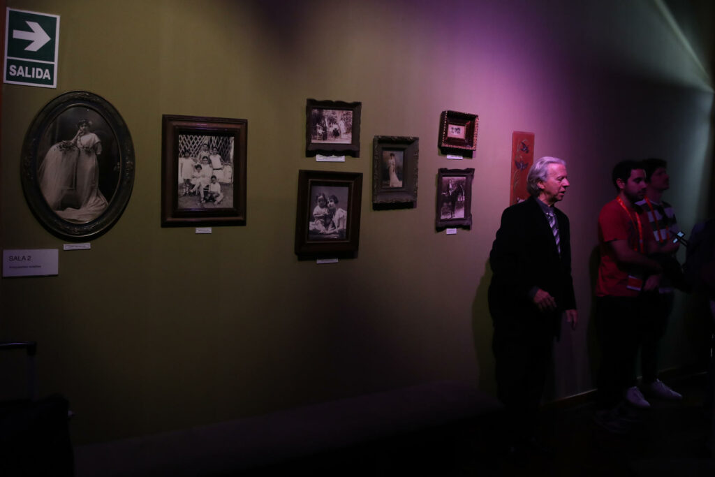4a976a7ae9ddd5d9a228d39e8a8a4737b1b4ee9fw-1024x683-1 La casa natal de Vargas Llosa en Arequipa reabre sus puertas para homenajear al Nobel - 4a976a7ae9ddd5d9a228d39e8a8a4737b1b4ee9fw-1024x683
