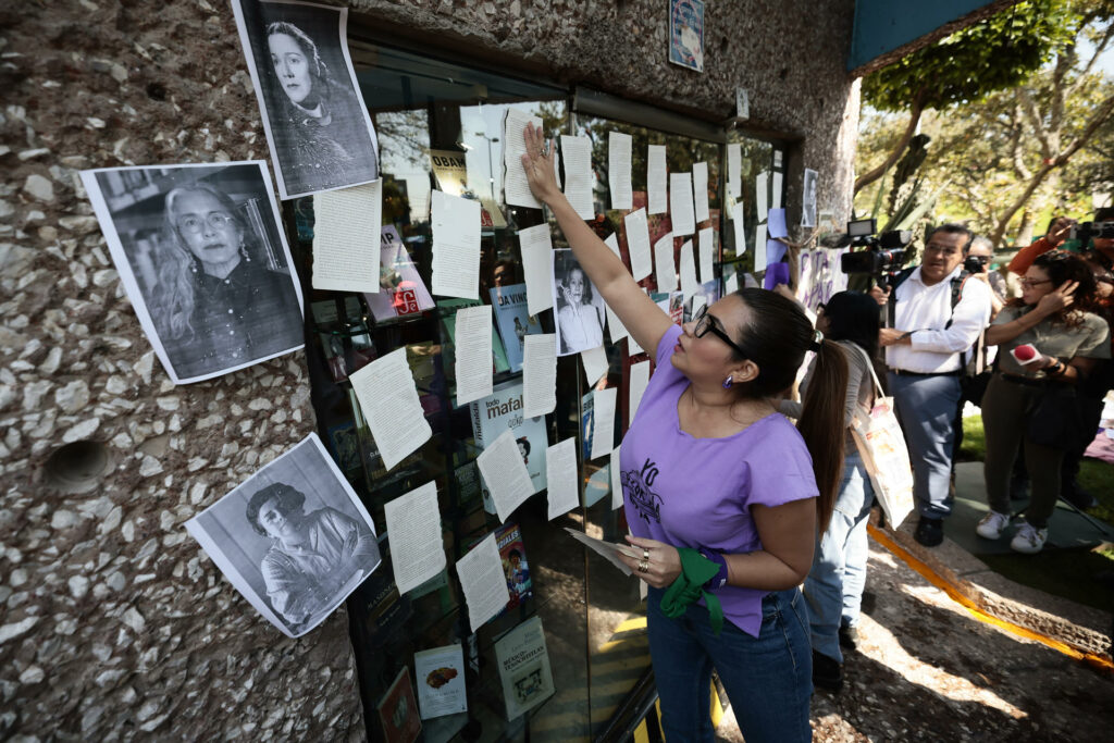 81b5b8a2abefb858dc93cdb86933312ea537c28dw-1024x683-1 Escritoras y feministas exigen la renuncia de Taibo II con "horribles poemas" - 81b5b8a2abefb858dc93cdb86933312ea537c28dw-1024x683
