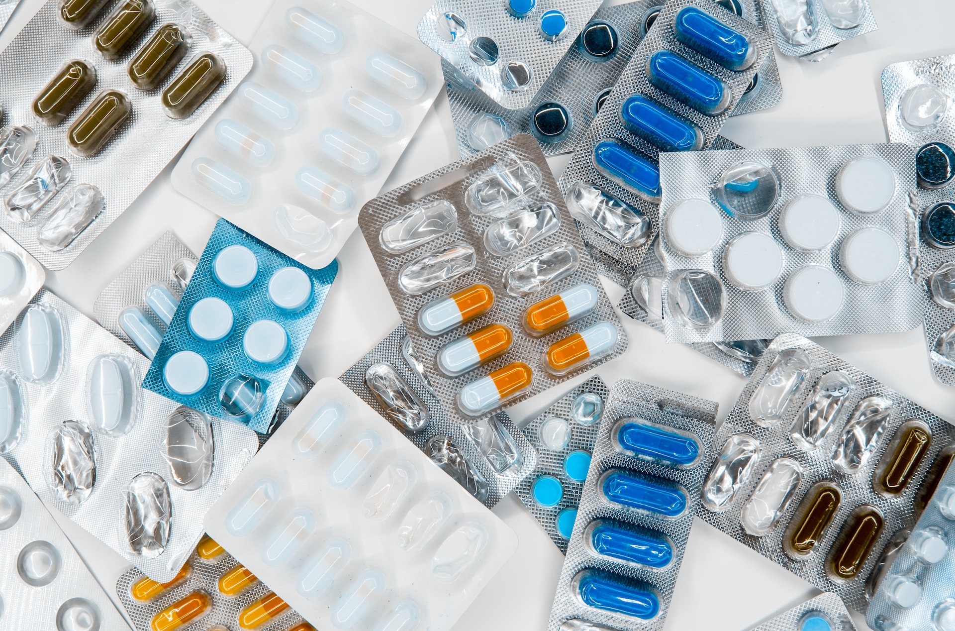 OMS advierte que la resistencia a antibióticos aumentó un 40%, lo que amenaza la salud mundial OMS advierte que la resistencia a antibióticos aumentó un 40%, lo que amenaza la salud mundial