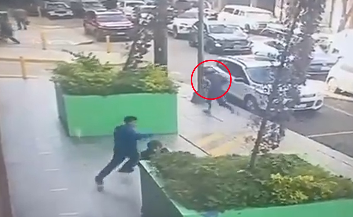 #Video Asesinato de David Cohen: Nuevas imágenes muestran a segundo sujeto huyendo de la escena #Video Asesinato de David Cohen: Nuevas imágenes muestran a segundo sujeto huyendo de la escena