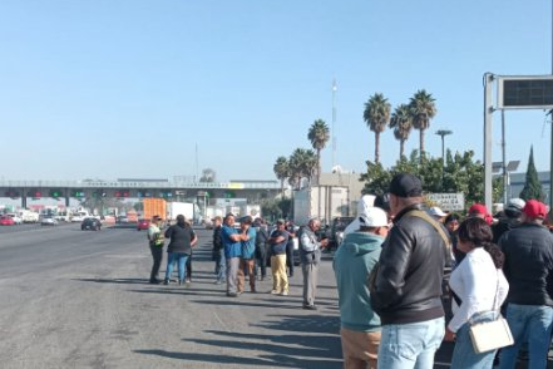 Toman caseta de Tepotzotlán, en la autopista México-Queretaro; cómo está el tráfico en la zona