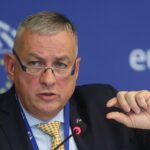 Comisario europeo viaja a México para promover inversiones sostenibles