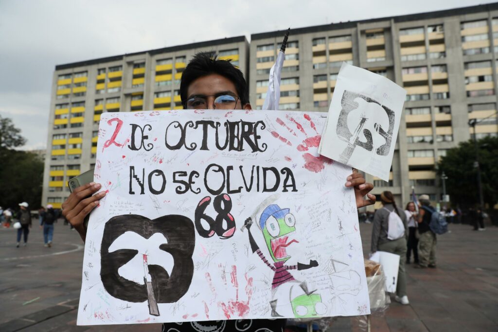 d00fb24e755b5f9c629d36240d0926109a6b2698w-1024x683-1 El apoyo a Gaza se suma a la marcha por el 2 de octubre - d00fb24e755b5f9c629d36240d0926109a6b2698w-1024x683