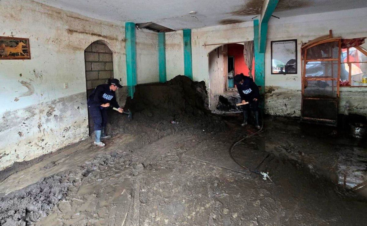 ‘Casas limpias, calles limpias’, la estrategia de la Marina en apoyo a Veracruz tras las lluvias