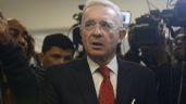 Foto ilustrativa de la nota titulada: El expresidente Álvaro Uribe es condenado a 12 años de prisión domiciliaria