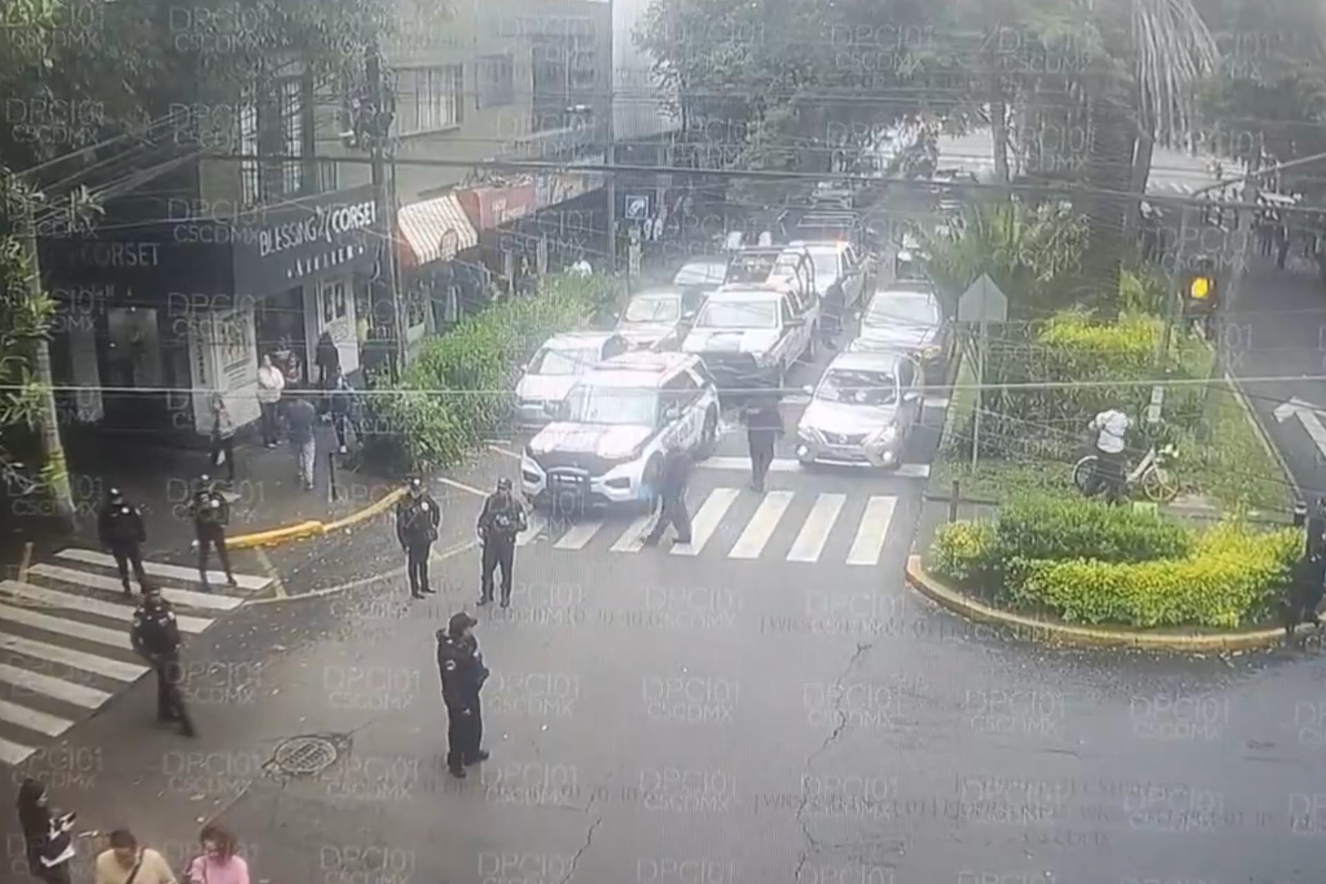 Fuga de gas en una pipa desata fuerte operativo en Polanco, CDMX Fuga de gas en una pipa desata fuerte operativo en Polanco, CDMX