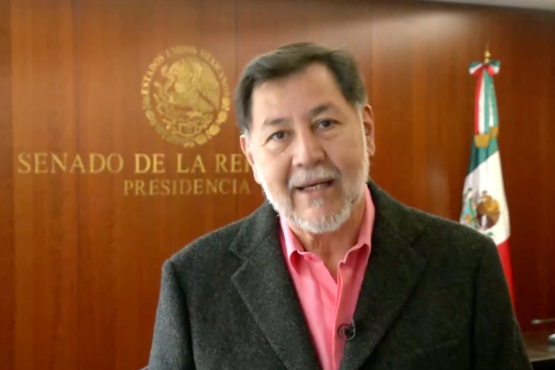 Sheinbaum pide a Noroña responder por viaje en avión privado; “no tengo que transparentar nada”, dice el senador