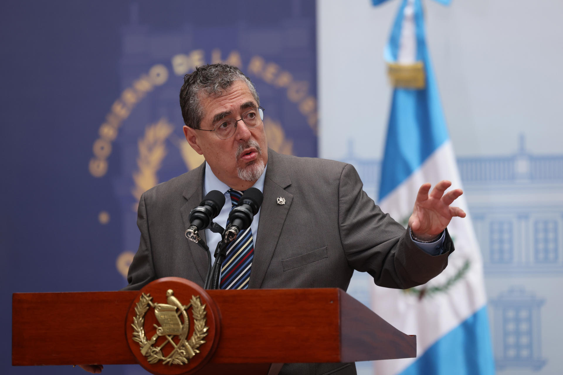 Presidente de Guatemala denuncia intento de Golpe de Estado
