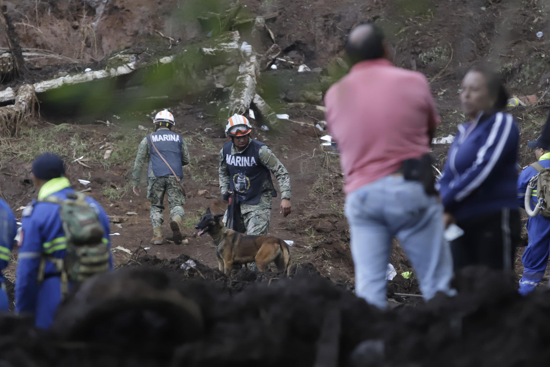 Suman 72 muertos y 48 desaparecidos por las lluvias en cinco estados Suman 72 muertos y 48 desaparecidos por las lluvias en cinco estados