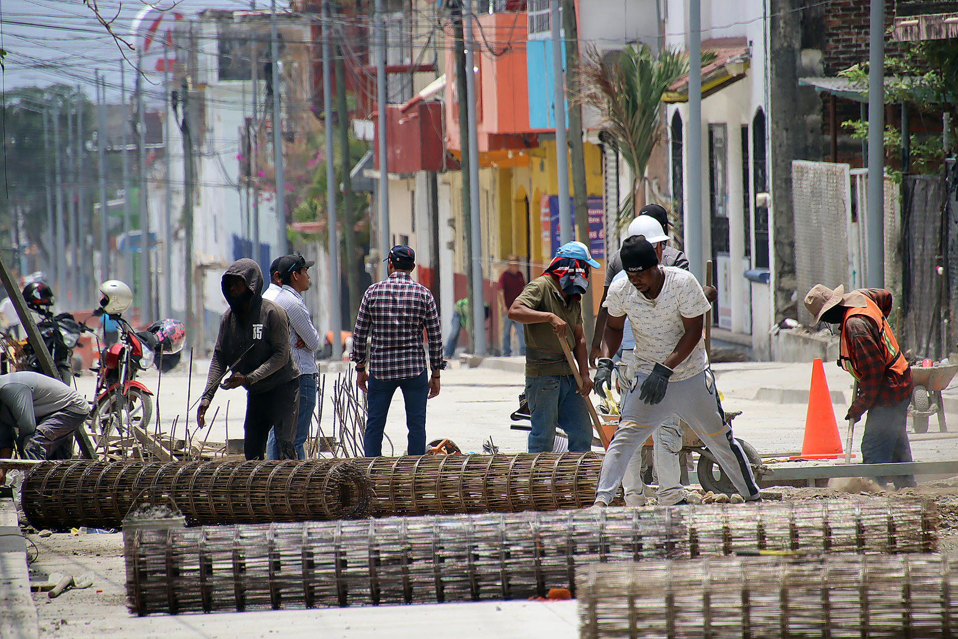 Actividad económica de México cayó un 0.9 % interanual en agosto Actividad económica de México cayó un 0.9 % interanual en agosto