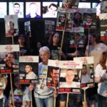 Israel acusa a Hamás de violar los términos del alto al fuego tras no devolver restos de víctimas Israel acusa a Hamás de violar los términos del alto al fuego tras no devolver restos de víctimas