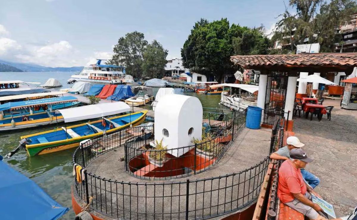 lanchas-en-la-presa-valle-de-bravo Presa de Valle de Bravo, a punto de alcanzar su máximo almacenamiento; comerciantes temen inundación - lanchas-en-la-presa-valle-de-bravo