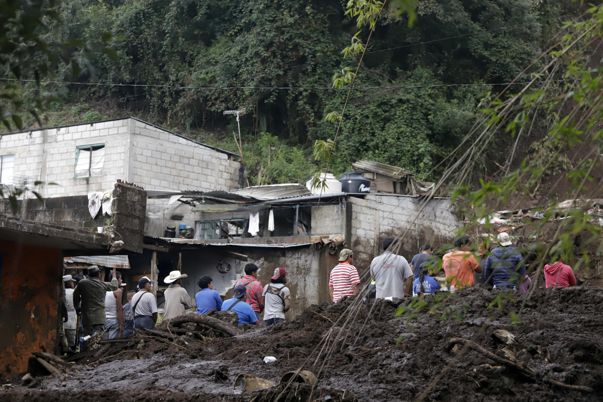 Van 66 muertos por las fuertes lluvias en cinco estados Van 66 muertos por las fuertes lluvias en cinco estados