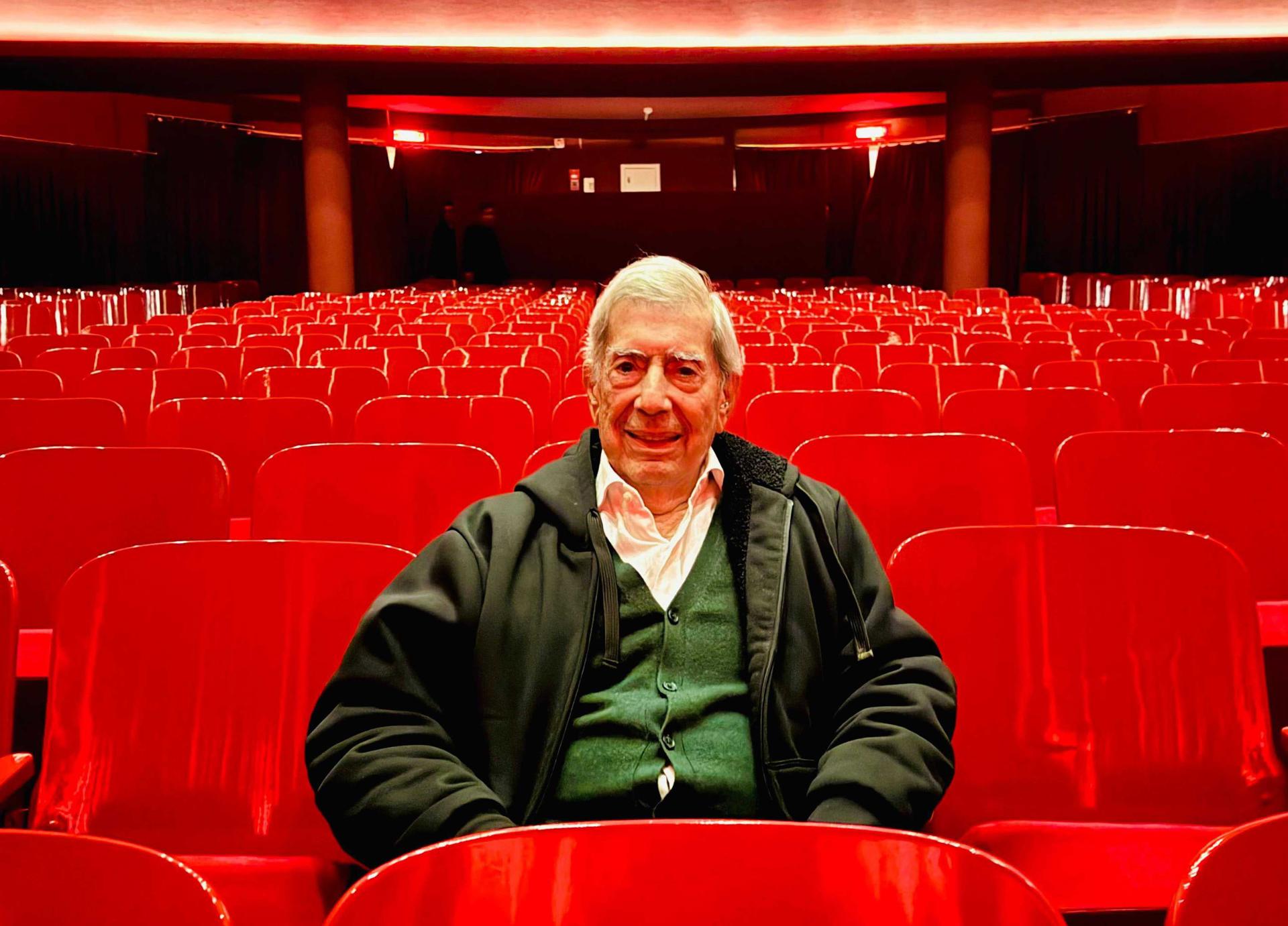 El ritual diario de Vargas Llosa antes de su partida