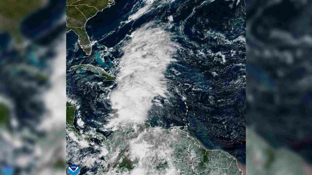 melissa-se-cobra-su-primera-victima-mortal-en-haiti-en-su-lento-avance-por-el-caribe-1024x576-1 Al menos tres muertos en Haití por 'Melissa', mientras se intensifica movilización de ayuda - melissa-se-cobra-su-primera-victima-mortal-en-haiti-en-su-lento-avance-por-el-caribe-1024x576