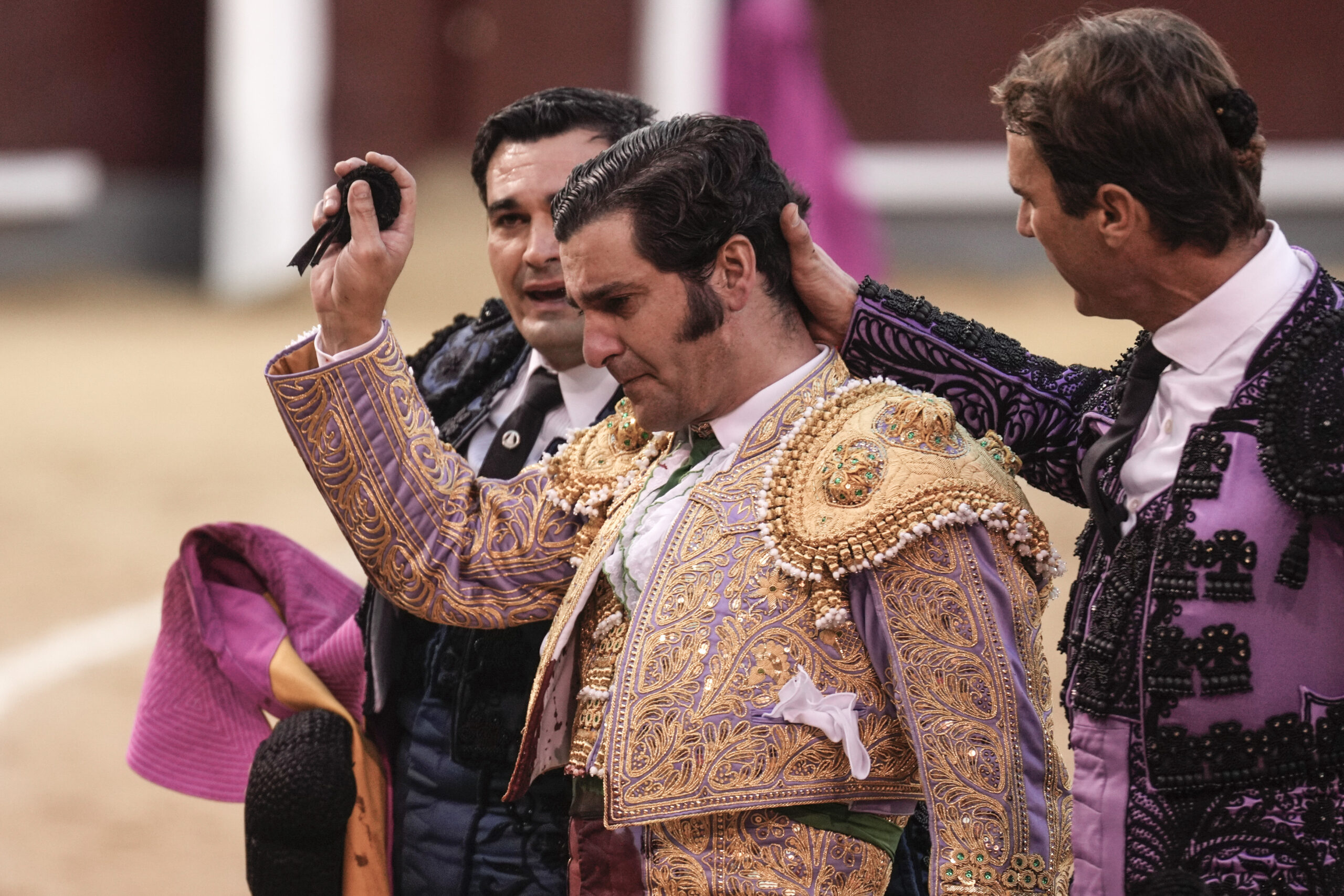 Morante de la Puebla se corta la coleta en Madrid Morante de la Puebla se corta la coleta en Madrid