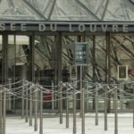 Uno de los detenidos no fue consciente de la gravedad del robo al Louvre, dice abogada Uno de los detenidos no fue consciente de la gravedad del robo al Louvre, dice abogada