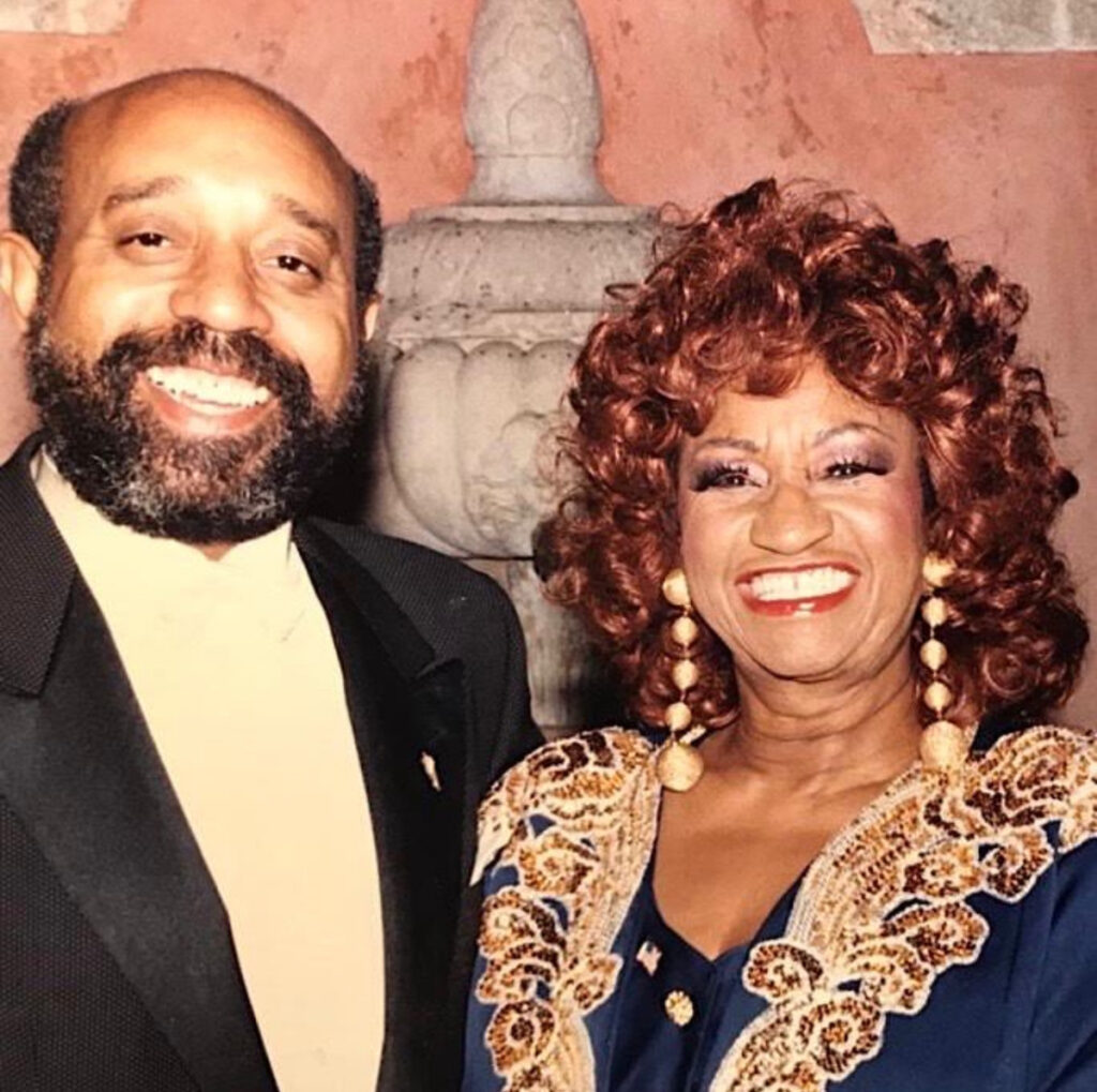 nombran-una-calle-en-nueva-york-en-en-honor-al-productor-y-promotor-musical-ralph-mercado-2-1024x1019-1 Nombran una calle en Nueva York en en honor al productor y promotor musical Ralph Mercado - nombran-una-calle-en-nueva-york-en-en-honor-al-productor-y-promotor-musical-ralph-mercado-2-1024x1019