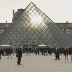 Reabren el Museo del Louvre luego de tres días de cierre tras el robo de joyas Reabren el Museo del Louvre luego de tres días de cierre tras el robo de joyas