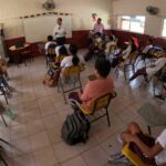 Más de 182 mil estudiantes regresan a clases en los cinco estados afectados por las lluvias Más de 182 mil estudiantes regresan a clases en los cinco estados afectados por las lluvias