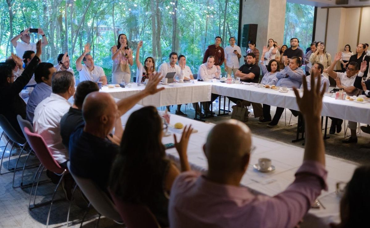 reunion-de-la-sectur-con-autoridades-y-empresarios-de-quintana-roo Gobierno federal garantizará acceso gratuito a playas de Tulum - reunion-de-la-sectur-con-autoridades-y-empresarios-de-quintana-roo