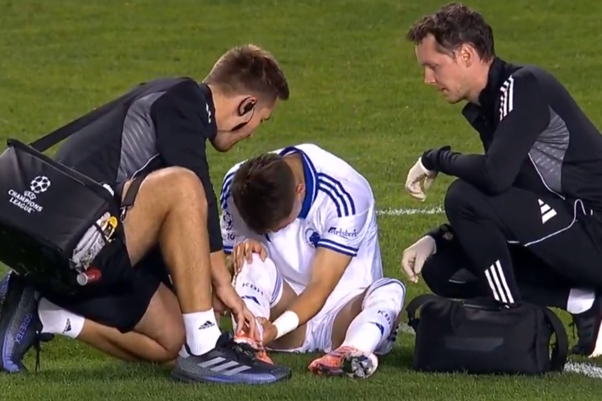 Rodrigo Huescas, fuera por lesión toda la temporada tras lesión en Champions