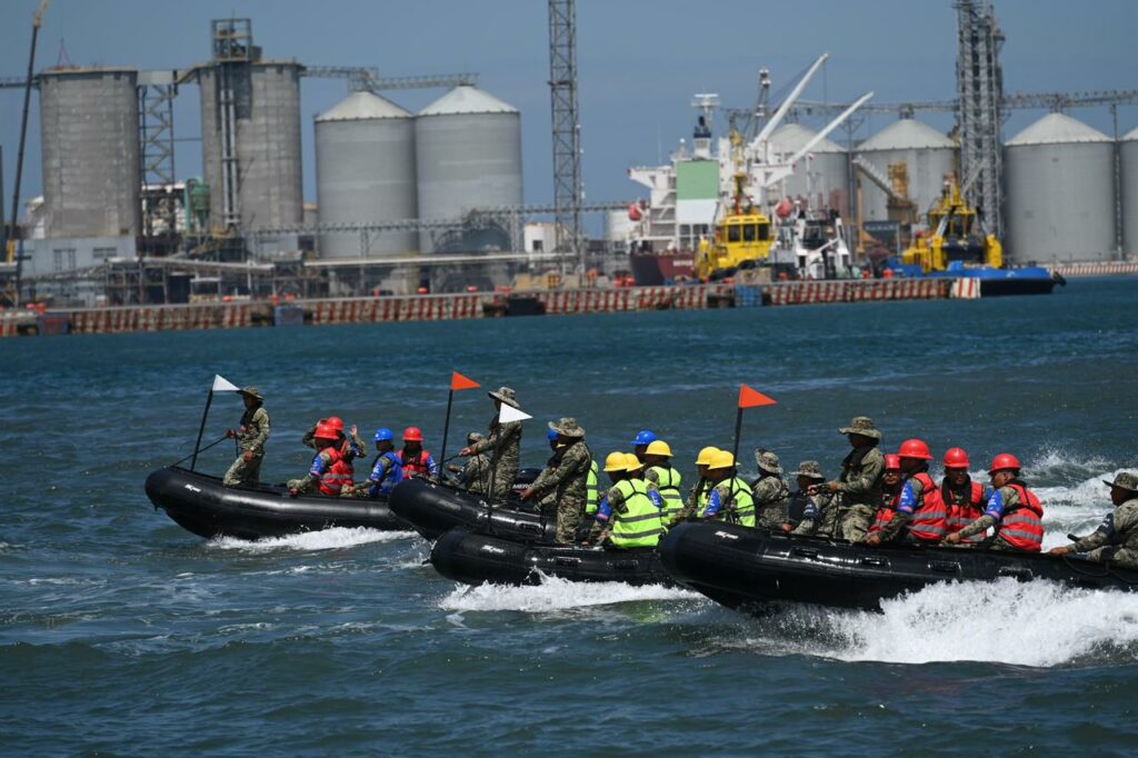 semar-marina-204-aniversario-armada-mexico-2-1024x682-1 Fotos: 204 Aniversario de la Armada de México en Veracruz - semar-marina-204-aniversario-armada-mexico-2-1024x682