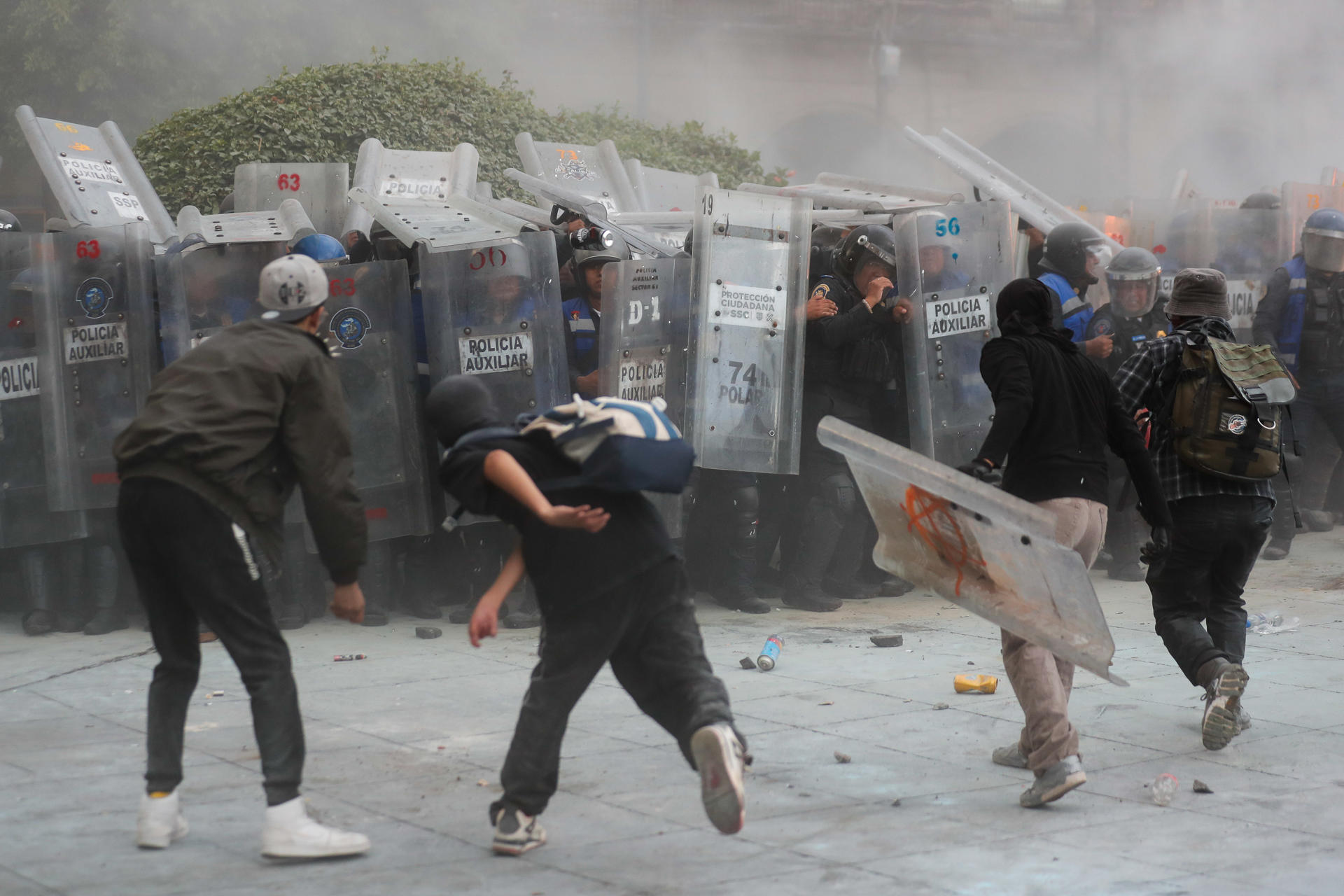 Policía CDMX actuó con prudencia y cabeza fría durante la violencia en marcha del 2 de octubre: Pablo Vázquez