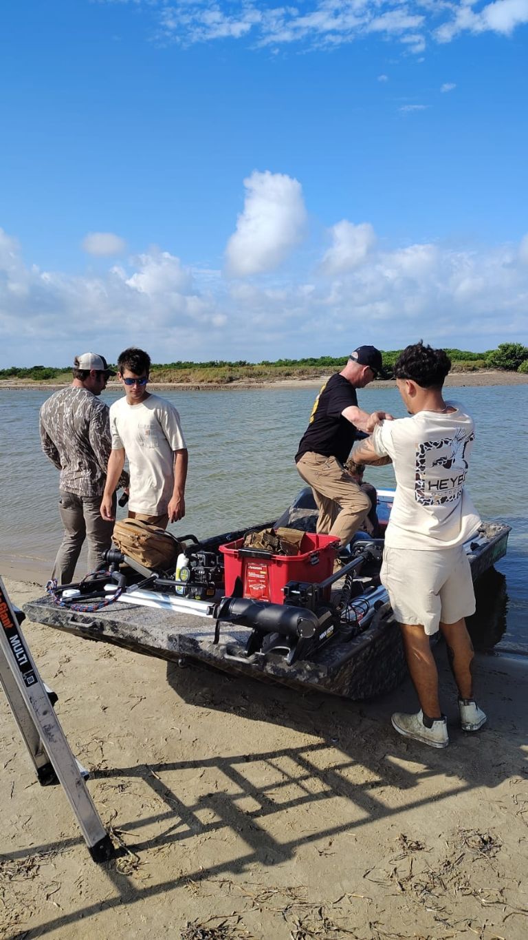 f768x1-235913_236040_5050