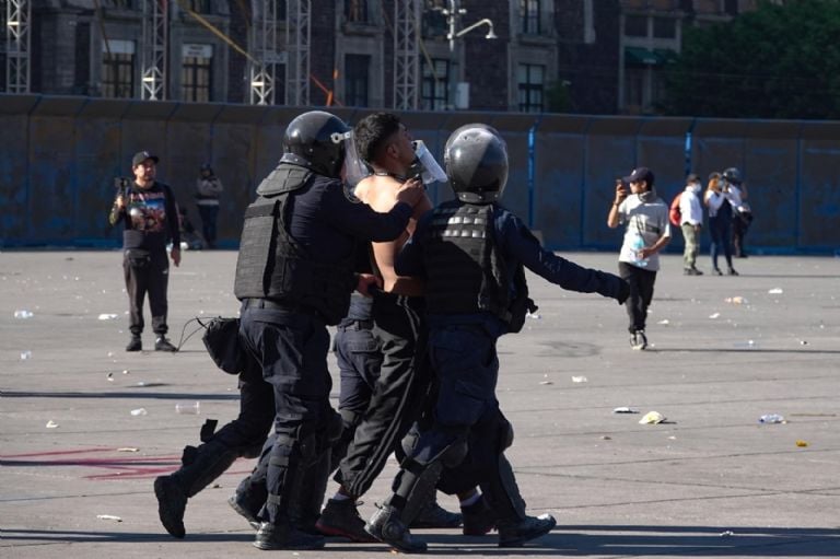 f768x1-236231_236358_5050